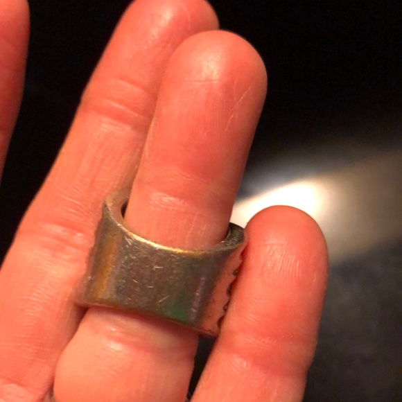 Ring - Picture 2 of 2